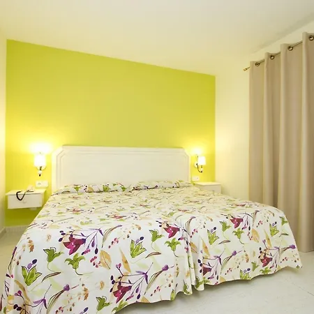 Thb Royal Otel